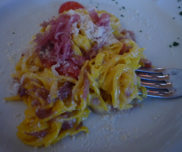 Tagliolini al Prosciutto di Parma/ Trattoria Masticabrodo