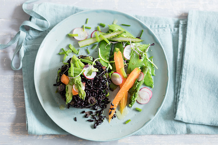 Riz noir de printemps, recette de Laura Zavan