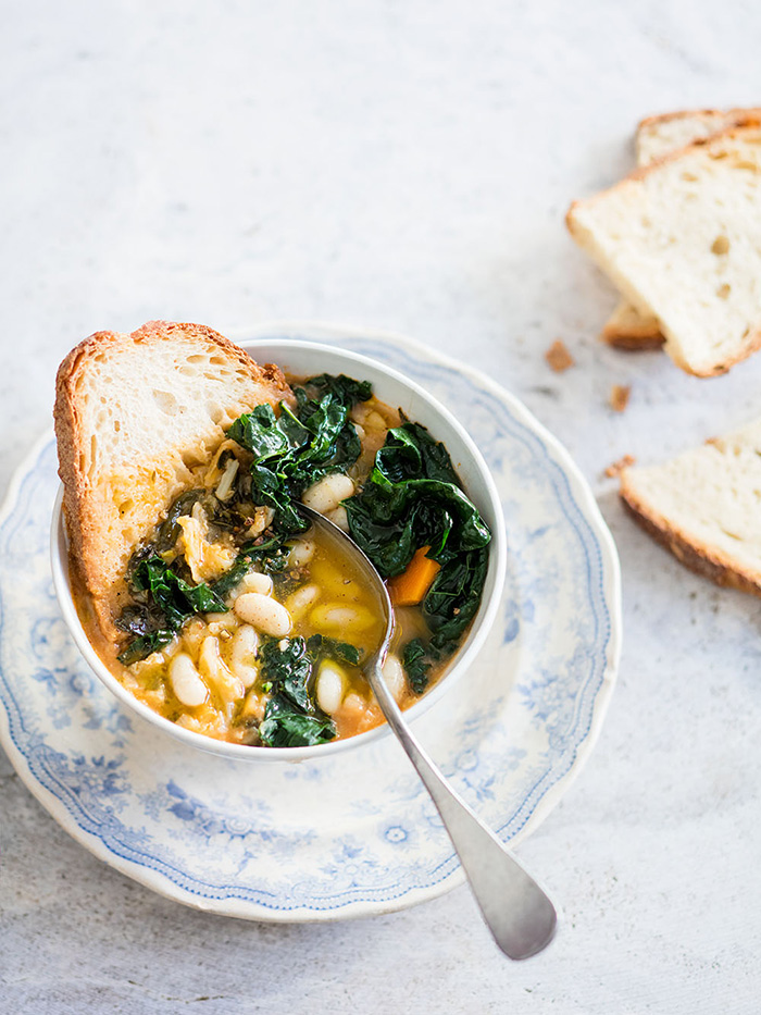 Soupe ribollita, recette de Laura Zavan