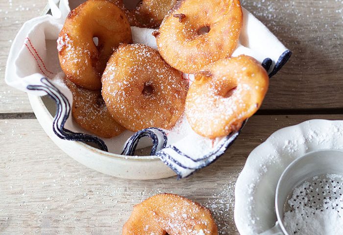 Beignets de pommes, recette de Laura Zavan