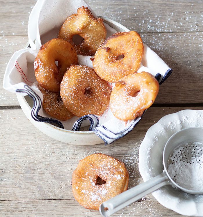 Beignets de pommes, recette de Laura Zavan