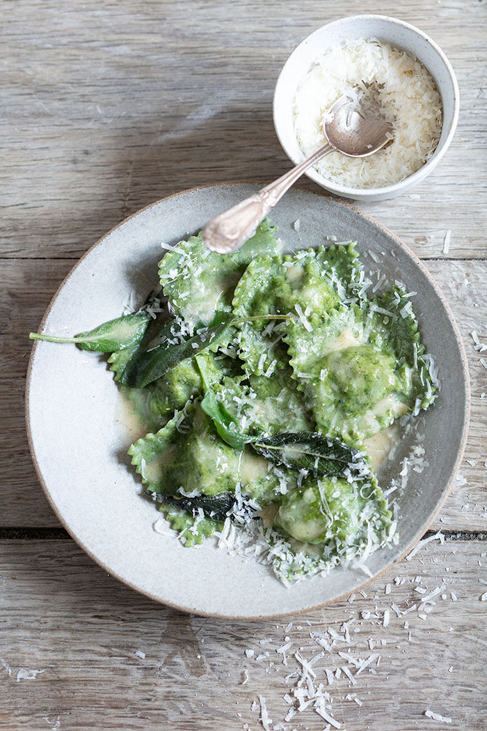 Agnolotti beurre et sauge, recette de Laura Zavan