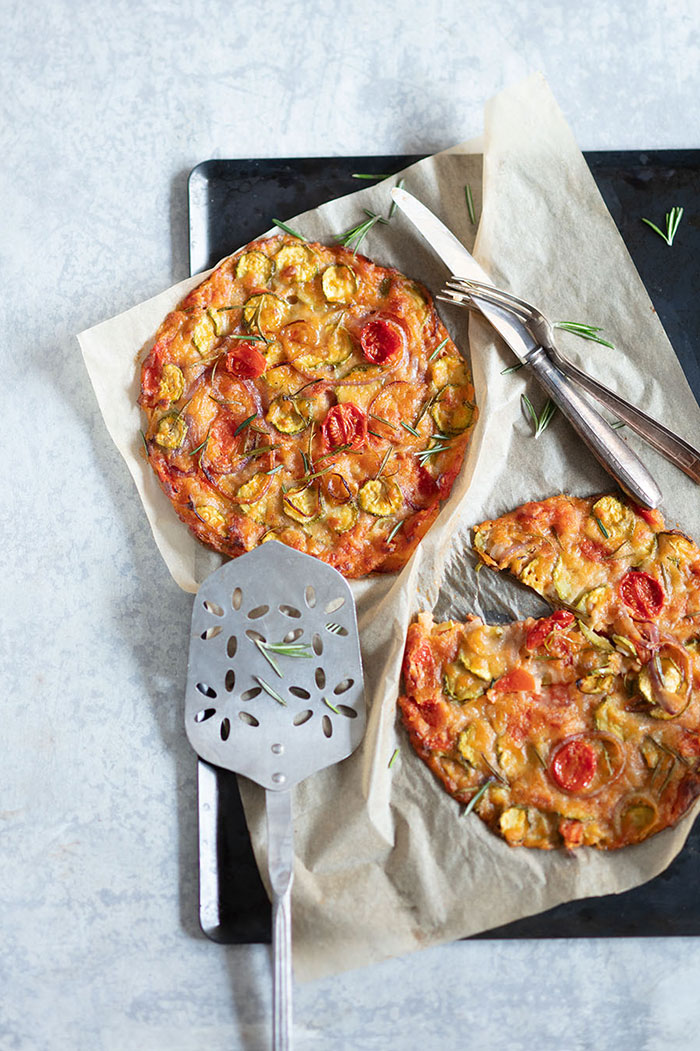 Pain de tomates, courgettes et oignons, recette de Laura Zavan