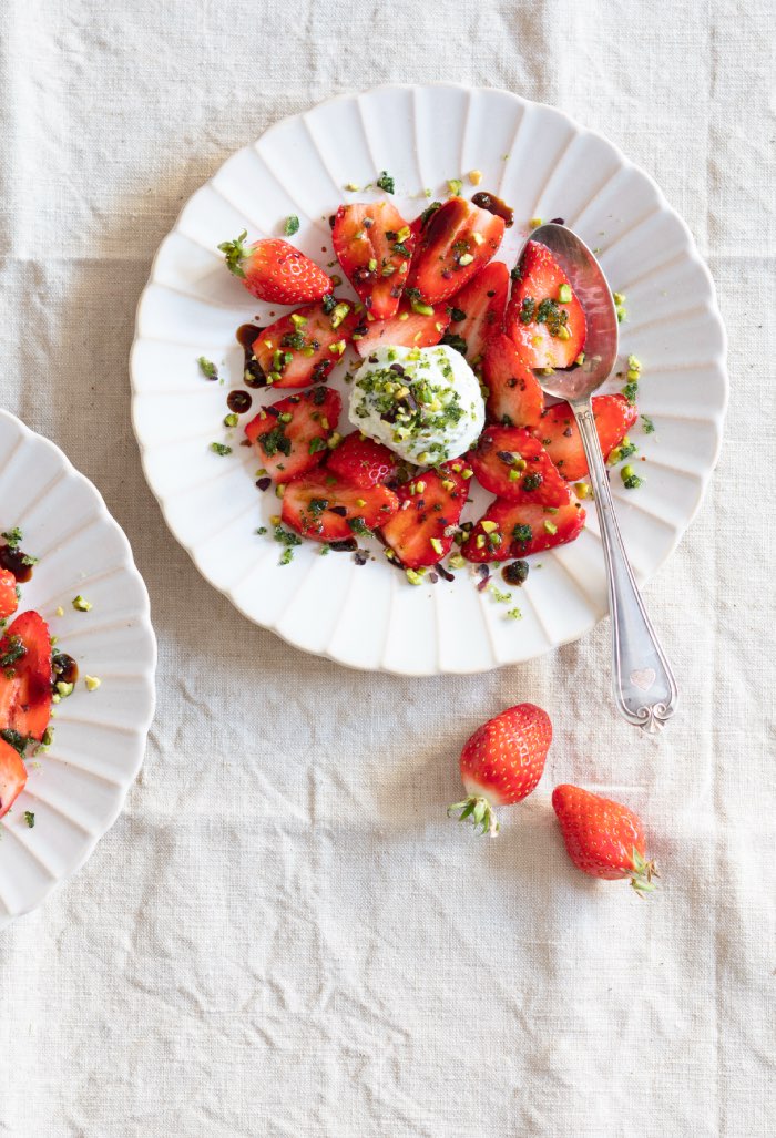 Carpaccio de fraises, recette de Laura Zavan